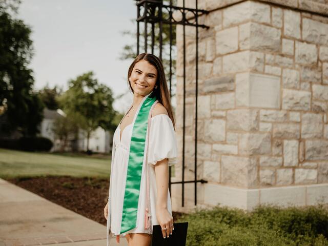 Photo of alumna Alayna Meekins. 