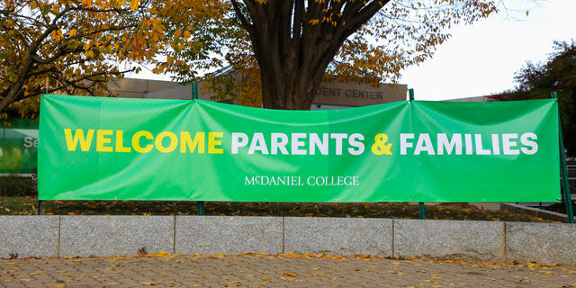 Welcome Parents & Families sign